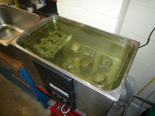 Ultrasonic cleaning service